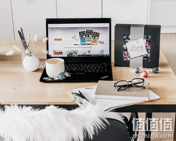 Lindt 瑞士莲 Lindor系列 夹心巧克力球办公室礼盒（5口味/‎930g） 175元（可3件92折） 值值值-买手聚集的地方