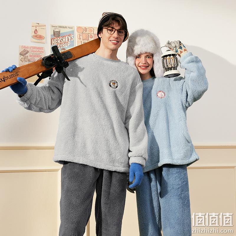 芬腾 正版联名珊瑚绒情侣家居服套装 多色 99元包邮（需领券） 值值值-买手聚集的地方