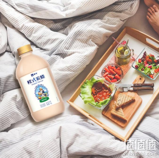 蒙牛 欧式炭烧风味发酵乳 1kg*4件 45元包邮（11.25元/瓶） 值值值-买手聚集的地方