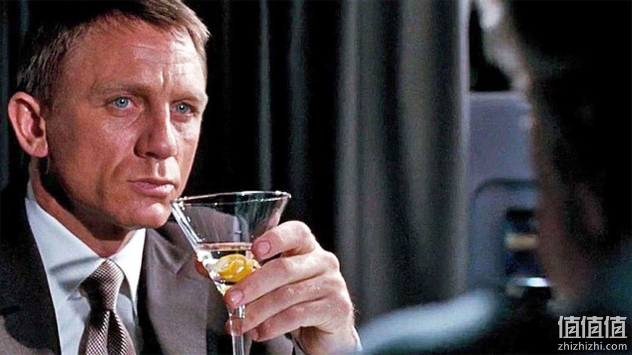 意大利进口，007御用 Martini 马天尼 味美思 干威末酒 1L*2件 150元包邮（75元/瓶） 值值值-买手聚集的地方