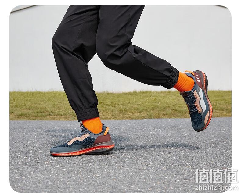 ECCO 爱步 St.360 适动360系列 男士舒适轻盈防护跑鞋 821404 新低532.8元（天猫旗舰店折后1399） 值值值-买手聚集的地方