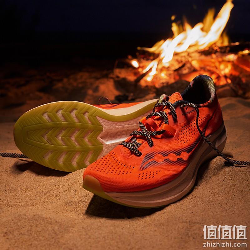 88VIP会员，Saucony 索康尼 Endorphin Pro 2 啡鹏2 旗舰款中性全掌竞速碳板马拉松跑步鞋 新低486元包邮包税（多重优惠） 值值值-买手聚集的地方