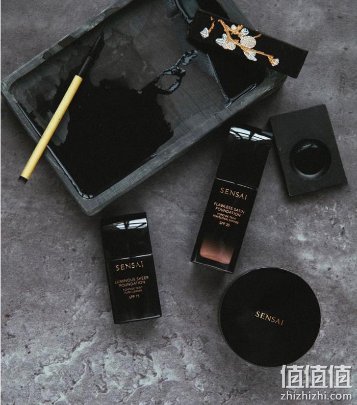 KANEBO 嘉娜宝 SENSAI 丝光溢彩 无瑕缎面光润粉底液 SPF15 30ml 288.42元（官网€54） 值值值-买手聚集的地方