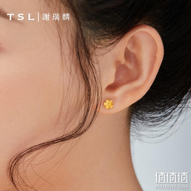TSL 谢瑞麟 朱槿花足金黄金耳钉 0.75g YM352 381元包邮（需领券） 值值值-买手聚集的地方