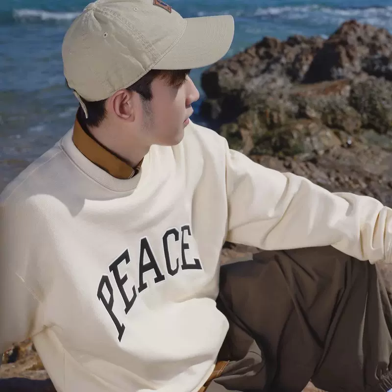 清仓低价，Peacebird 太平鸟 男士潮流圆领/连帽卫衣 多款 89元包邮（双重优惠） 值值值-买手聚集的地方