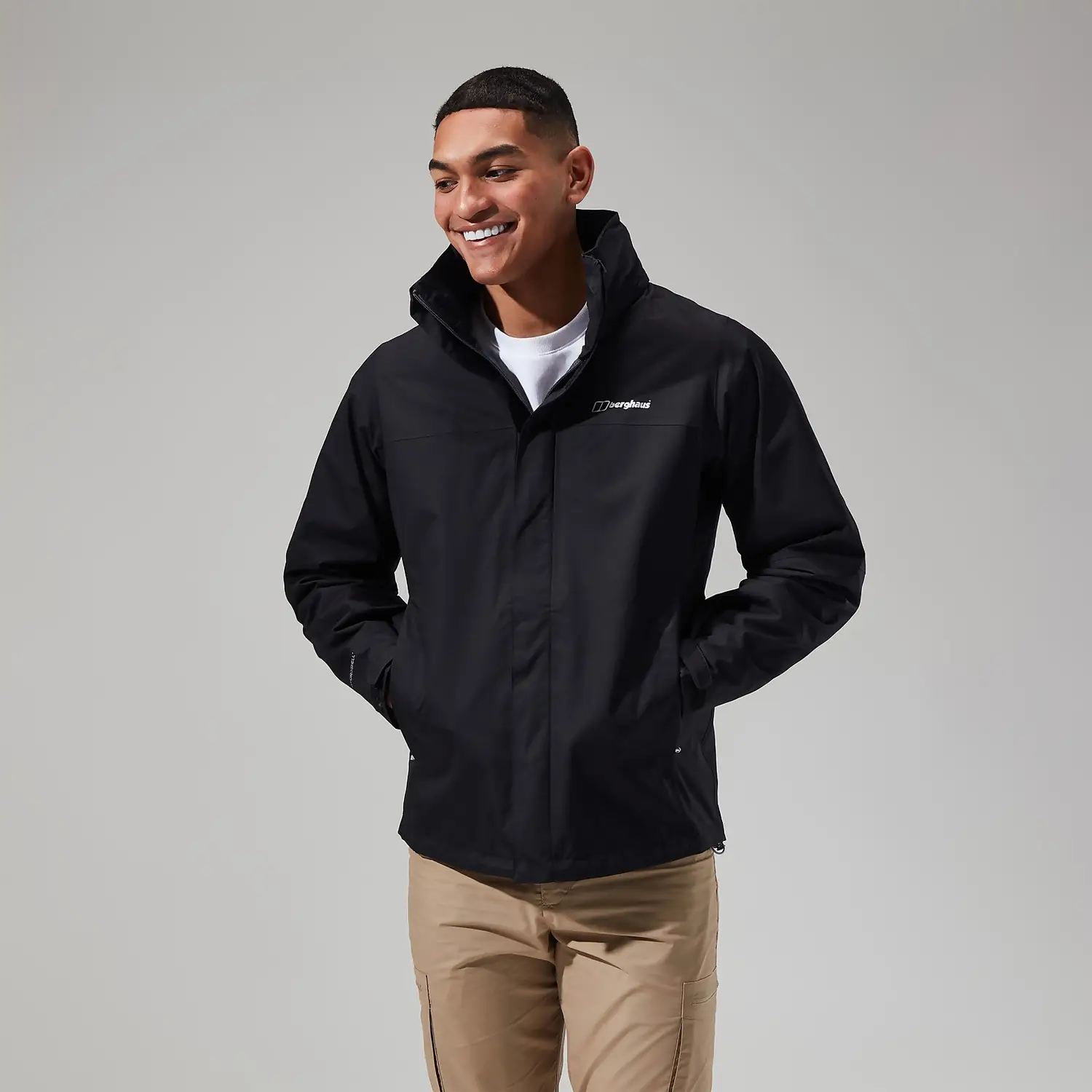 英国硬核户外品牌，Berghaus 贝豪斯 Rg Alpha 2.0 男士立领防水硬壳夹克 A000838 594.87元（官网£115） 值值值-买手聚集的地方