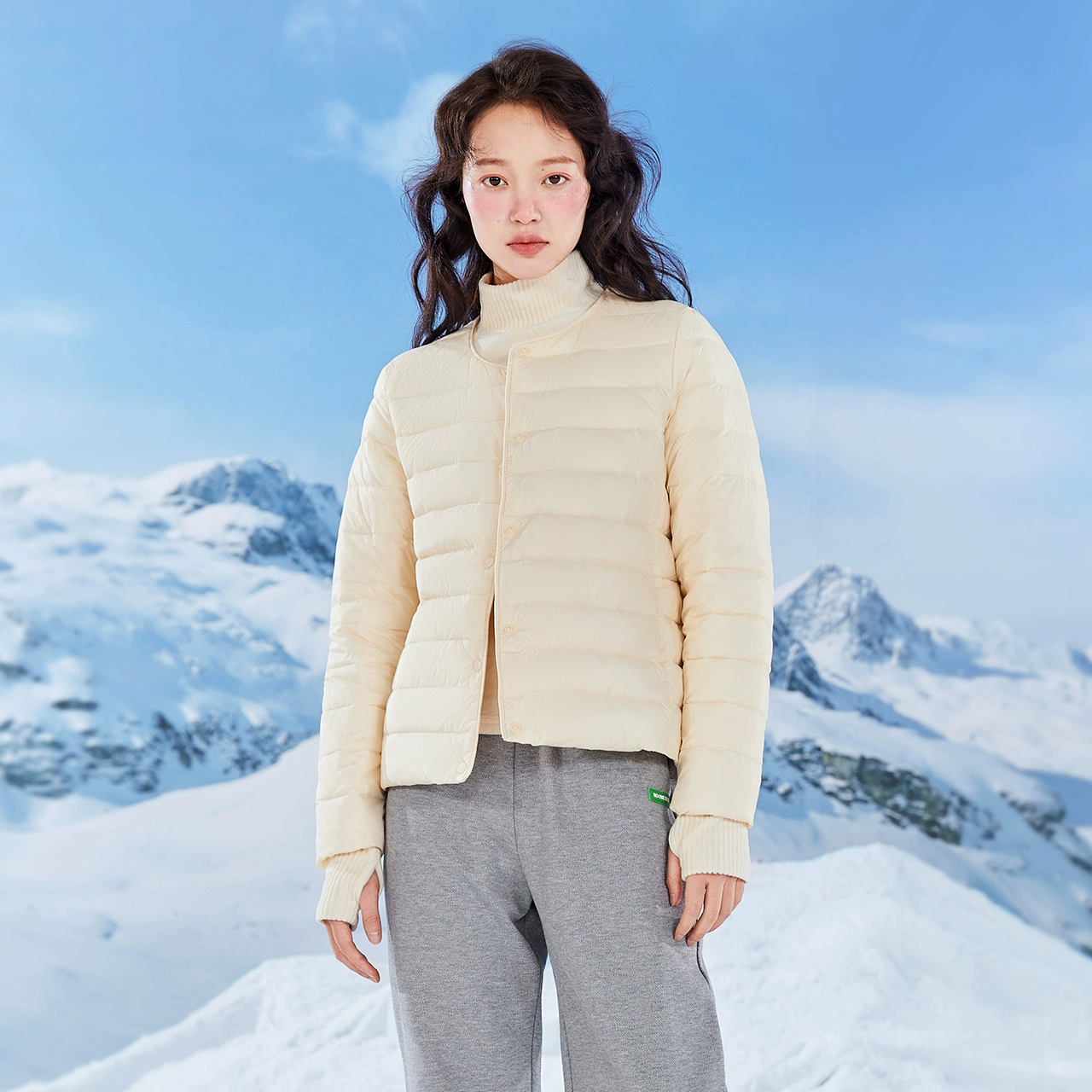 Snow Flying 雪中飞 90%绒女士短款圆领轻薄羽绒服 多色 89元包邮 值值值-买手聚集的地方