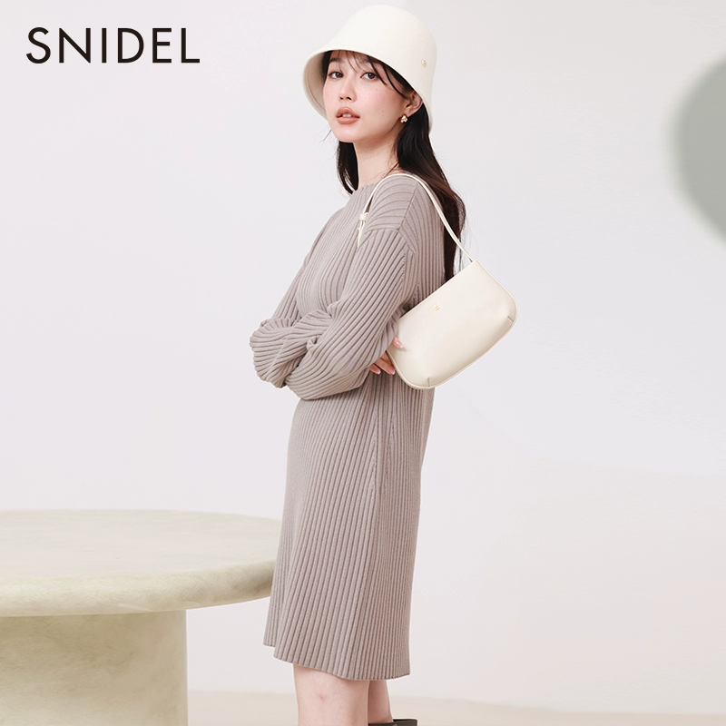 SNIDEL 2023秋季新品女士羊毛罗纹纯色长袖针织连衣裙 SWNO234017 396.9元（天猫旗舰店900元） 值值值-买手聚集的地方