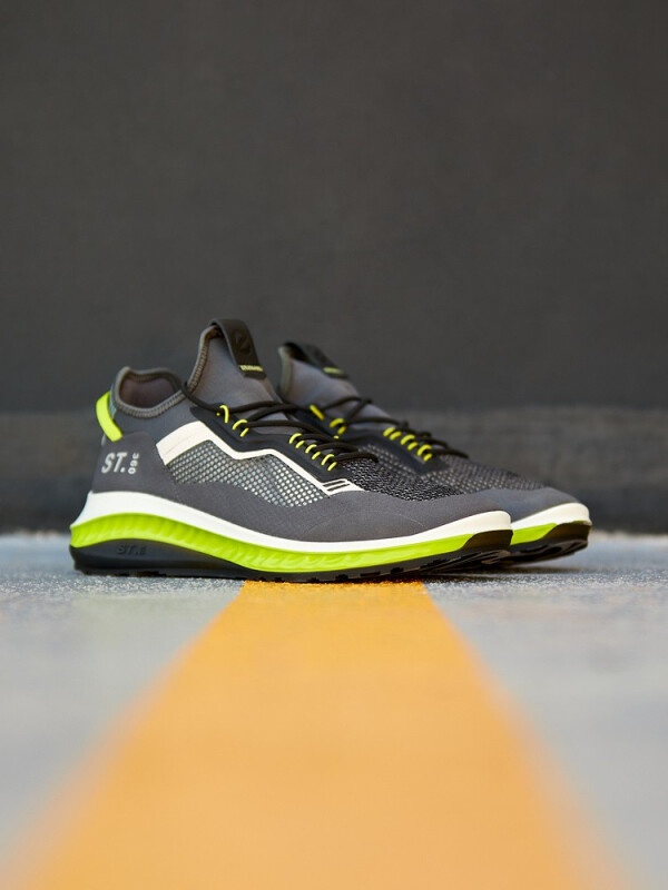 ECCO 爱步 St.360 适动360系列 男士撞色复古运动鞋 821374 576.16元（天猫2199元） 值值值-买手聚集的地方
