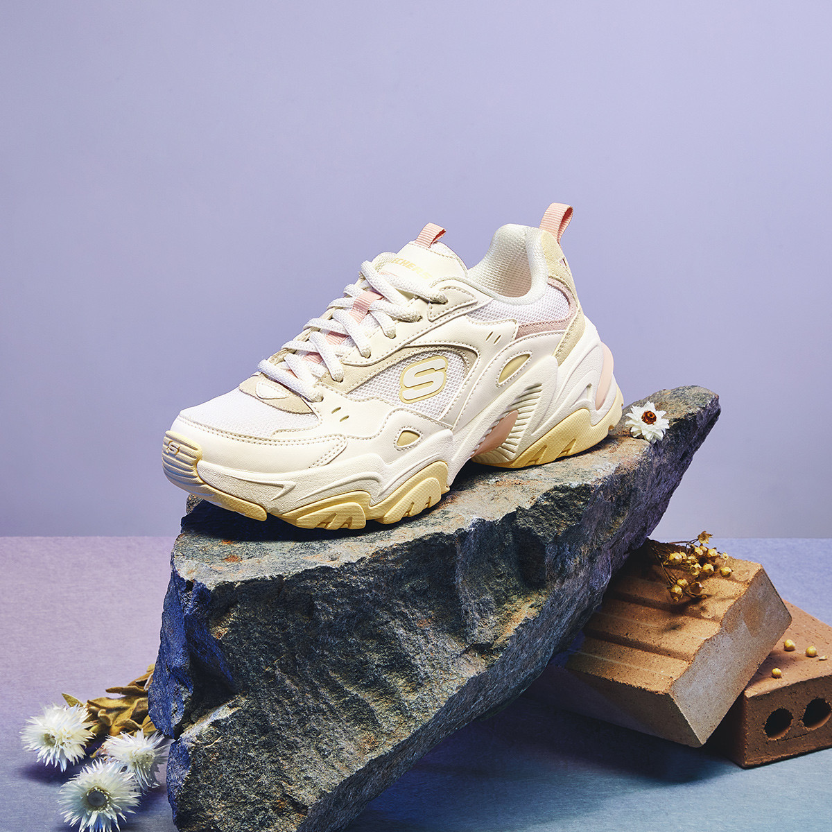 时代少年团同款，Skechers 斯凯奇 D'Lites女款复古时尚机甲鞋老爹鞋149916/237209 新低159元包邮 值值值-买手聚集的地方