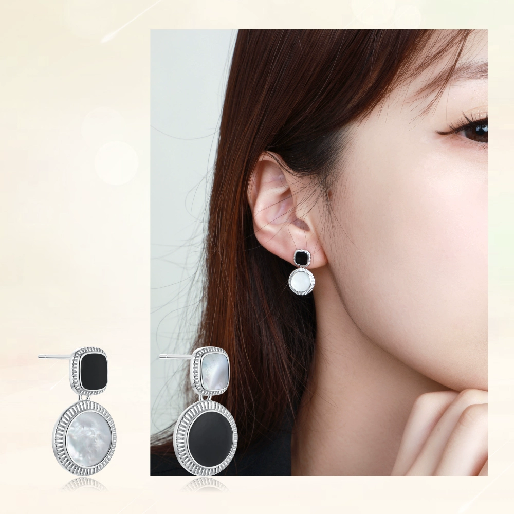 周大生旗下，Design Circles 设界 罗马假日 新款S925银时尚贝母耳钉 2色 164元包邮 值值值-买手聚集的地方
