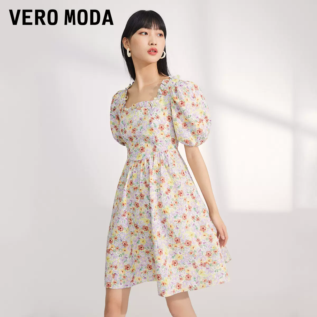 Vero Moda 夏季油画风碎花方领泡泡袖连衣裙 2色 135元包邮 值值值-买手聚集的地方