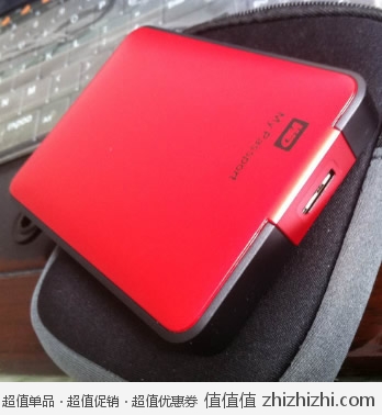 西部数据（WD）2012最新款 My Passport USB3.0 1TB 超便携移动硬盘（红色礼包装）WDBBEP0010BRD-PESN 京东599包邮