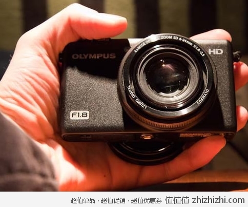 奥林巴斯 OLYMPUS XZ-1 数码相机（旗舰级DC/F1.8超大光圈）易迅网上海/武汉/西安三仓价格1999，送原装真皮包和电池！