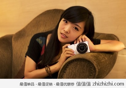 三星 SAMSUNG NX1000 单电相机（含20mm-50mm镜头） 新蛋网价格2888包邮，送原装相机包和电池！