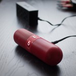 魔声Beats by Dr. Dre Pill蓝牙音响 白色款 Amazon $171.9（海淘到手约￥1241）