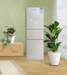 松下（Panasonic）NR-C21SP1-WF 206L三开门冰箱 苏宁易购价格2399包邮