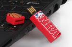 NBA IT01012  16G 经典软胶U盘  易迅网北京仓价格55
