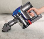 戴森 Dyson DC35 充电式手持吸尘器，美国Amazon $199.99，海淘到手约￥1518，国内淘宝代购￥2400左右