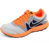 耐克 NIKE LUNARFLY男子跑步鞋  优购时尚商城价格309，用券<font color=#ff6600>低至289！</font>