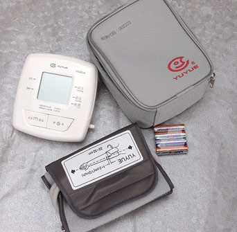 鱼跃680A电子血压计 