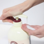 所望（Somang）牛奶沐浴露 750ml 亚马逊中国“Z秒杀”价格49包邮