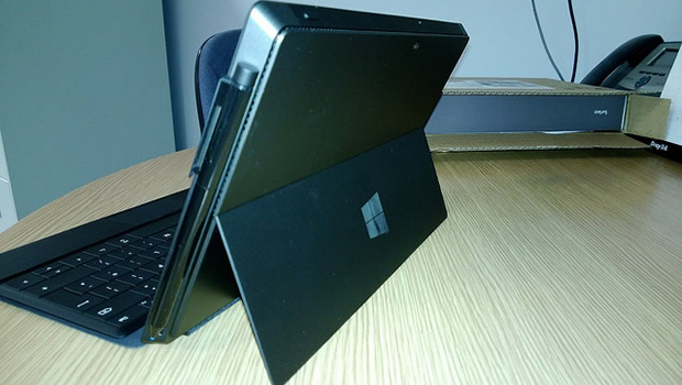 微软Surface Pro平板电脑