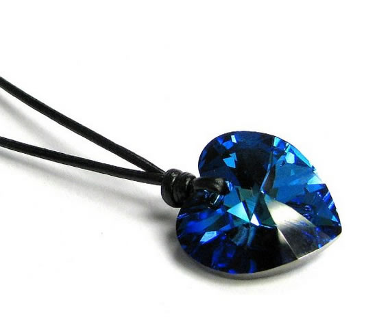 Swarovski蓝色心型水晶吊坠项链