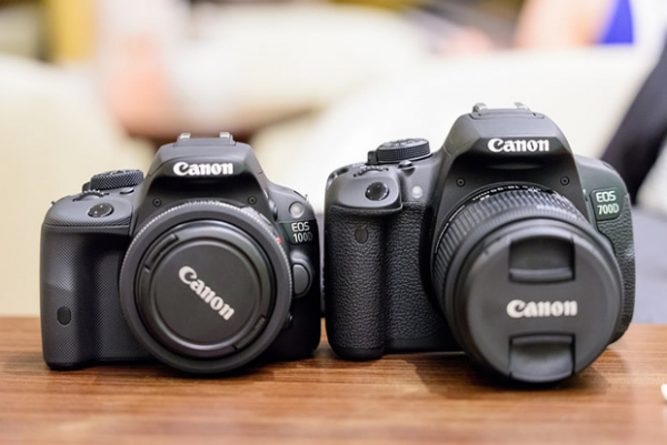 EOS 100D