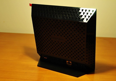 NETGEAR R6300v2无线路由器