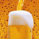 艾堡 黑啤5L 京东商城价格129包邮 赠送嘉士伯啤酒500ml听装*6
