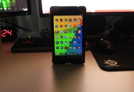 谷歌Nexus 7二代平板电脑