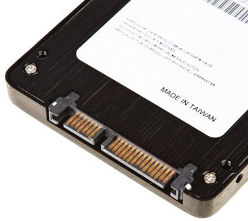 威刚ASP900S7-128GM SSD 