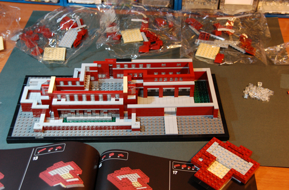 LEGO 21010罗比之家