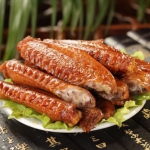 途中必备！樱桃鸭 香辣鸭翅 150g  苏宁易购价格16.5包邮（满45-15，低至11.5元/件）