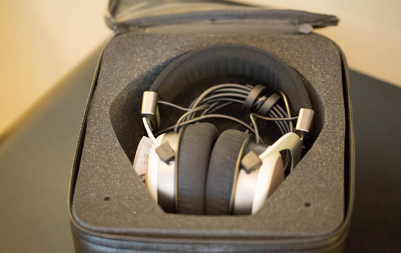 Beyerdynamic T90  Tesla高端头戴式耳机