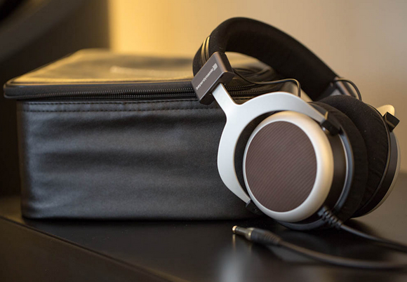 Beyerdynamic T90  Tesla高端头戴式耳机