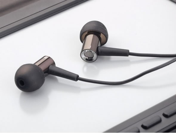 创新Aurvana In-Ear2 动铁入耳耳塞
