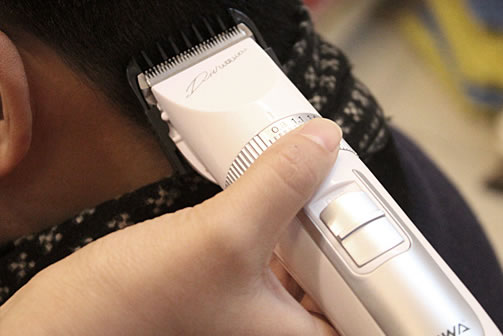 雷瓦RE-730A理发器