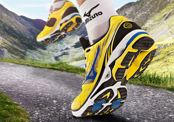 Mizuno Wave Rider 16男士避震跑步鞋