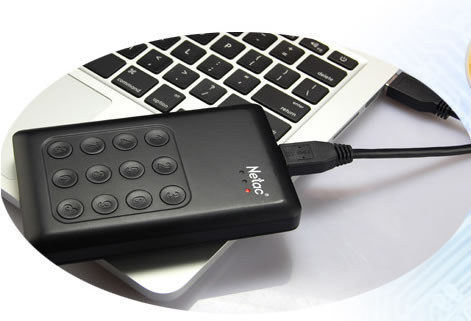 朗科K390移动硬盘