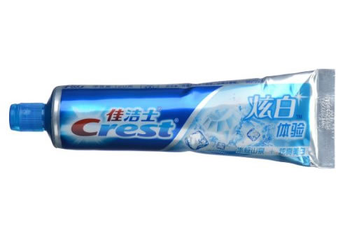 佳洁士冰极山泉口感炫白体验牙膏
