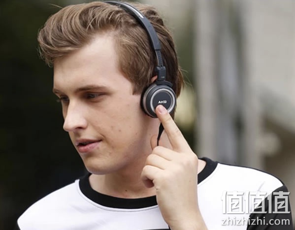 AKG K450耳机