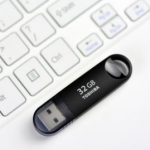 东芝 32GB USB3.0速闪U盘 天猫价格