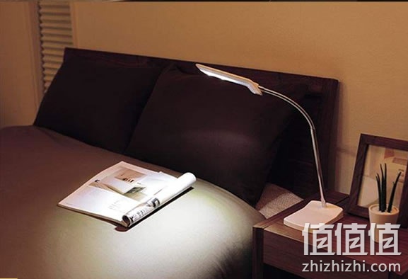 双鸟LED台灯