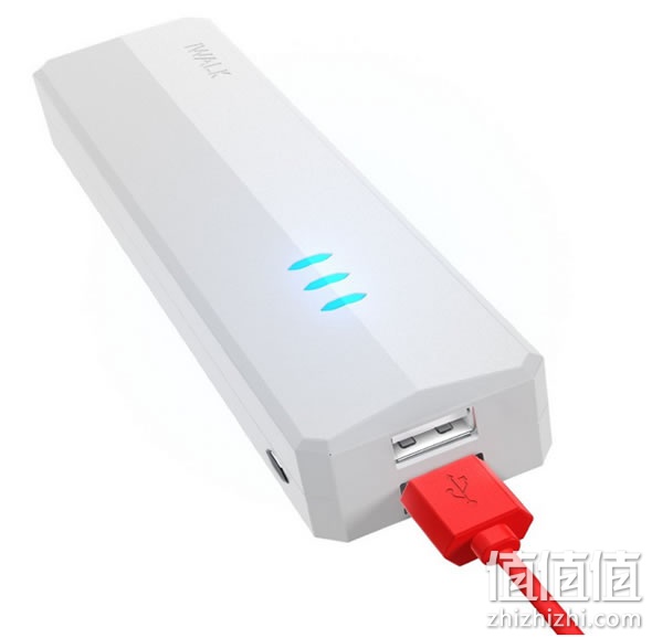 爱沃可UBS10400d移动电源/充电宝