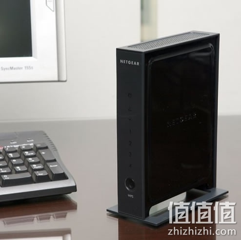 网件WNR2000无线路由器