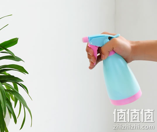 喷水壶