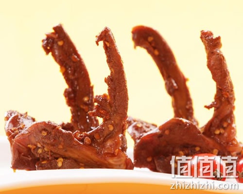 周黑鸭鸭锁骨