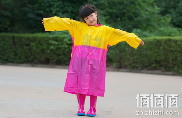 儿童雨衣